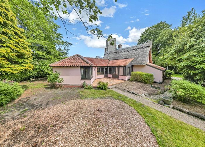 4 Bedroom Detached House For Sale In The Street, Badwell Ash, IP31