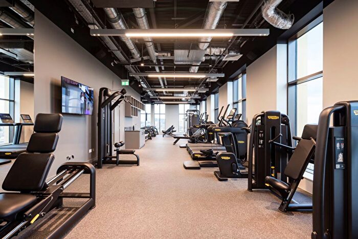 Studio To Rent In Glassworks, Greenford, London, UB6
