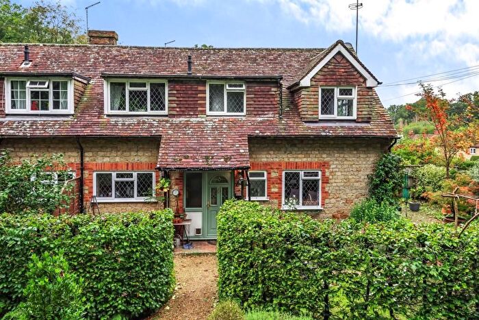 2 Bedroom End Of Terrace House For Sale In Petersfield Road, Midhurst, GU29