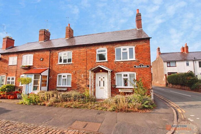 3 Bedroom End Of Terrace House For Sale In Main Street, Newbold Verdon, Leicester, Leicestershire, LE9
