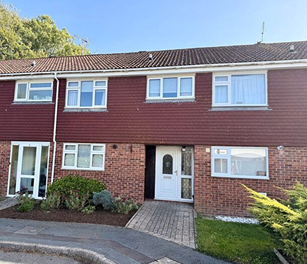 3 Bedroom Terraced House For Sale In Parsonage Road, Henfield, BN5