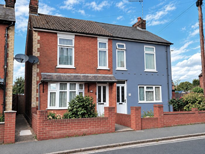 3 Bedroom Semi-Detached House For Sale In Rushmere Road, Ipswich, Suffolk, IP4