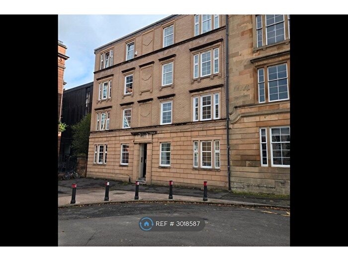 2 Bedroom Flat To Rent In Willowbank St, Glasgow, G3