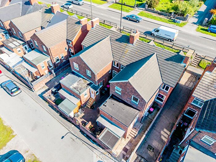 3 Bedroom Terraced House For Sale In East Terrace, Wales Bar, Sheffield, S26