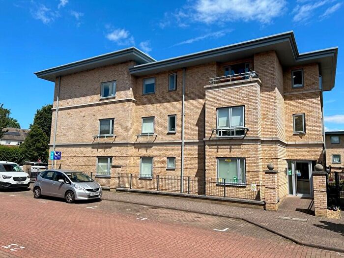 2 Bedroom Apartment To Rent In Robinson Street, Bletchley, MK3