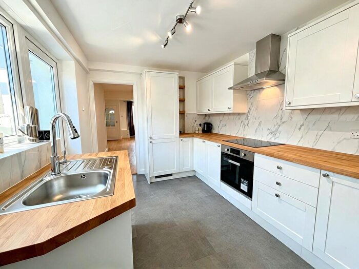 2 Bedroom Terraced House For Sale In Union Street, Old Town, Swindon, SN1