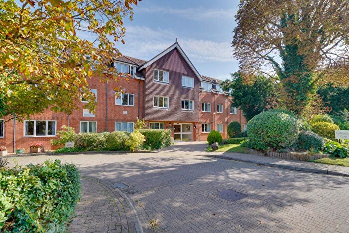 1 Bedroom Apartment For Sale In Collingwood Court, Royston, SG8