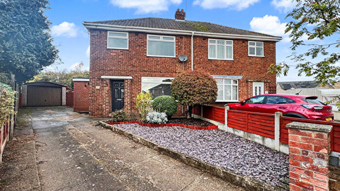 3 Bedroom Semi-Detached House For Sale In Lancaster Road, Scunthorpe, DN16