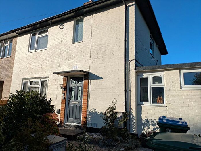3 Bedroom End Of Terrace House For Sale In Tosson Close, Southampton, SO16