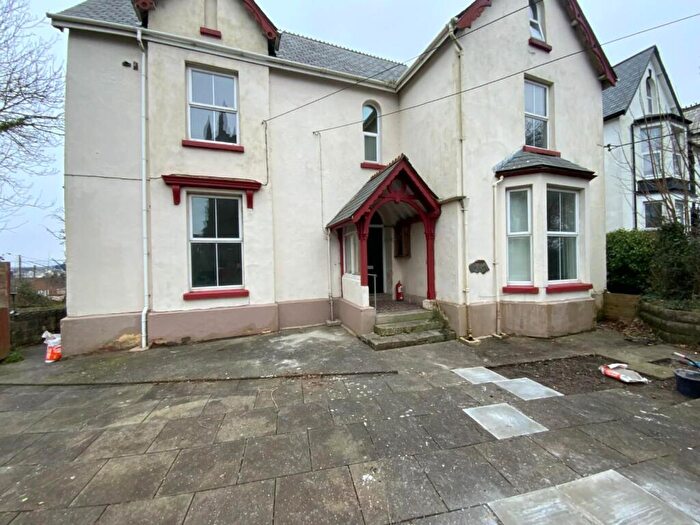 2 Bedroom Flat To Rent In The Elms, North Road, Holsworthy, EX22