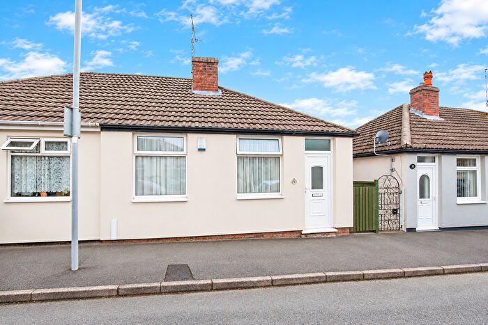 2 Bedroom Semi-Detached Bungalow For Sale In Erdington Road, Atherstone, CV9