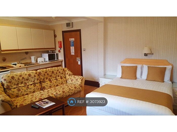 Studio To Rent In Douglas Avenue, Exmouth, EX8
