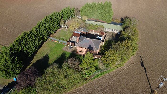3 Bedroom Detached House For Sale In Fountain Hill, Walkeringham, DN10