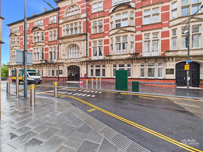 1 Bedroom Flat To Rent In Kings Court, High Street, Newport, NP20