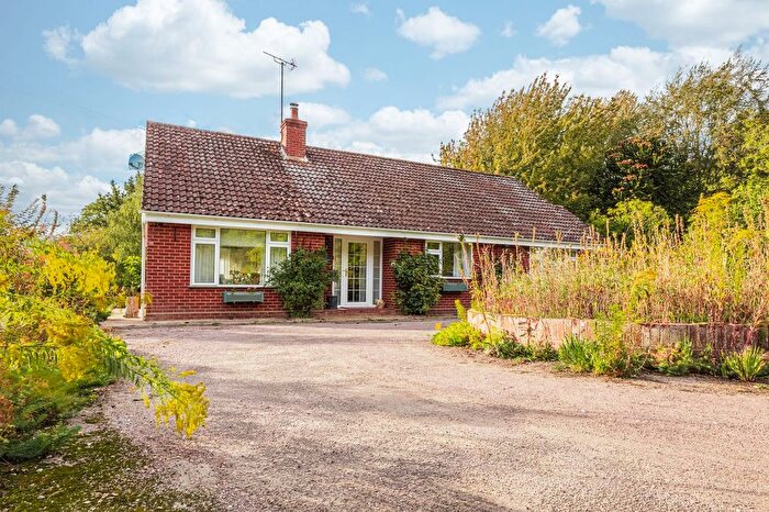 3 Bedroom Detached Bungalow For Sale In Heydon Road, Corpusty, Norwich, NR11