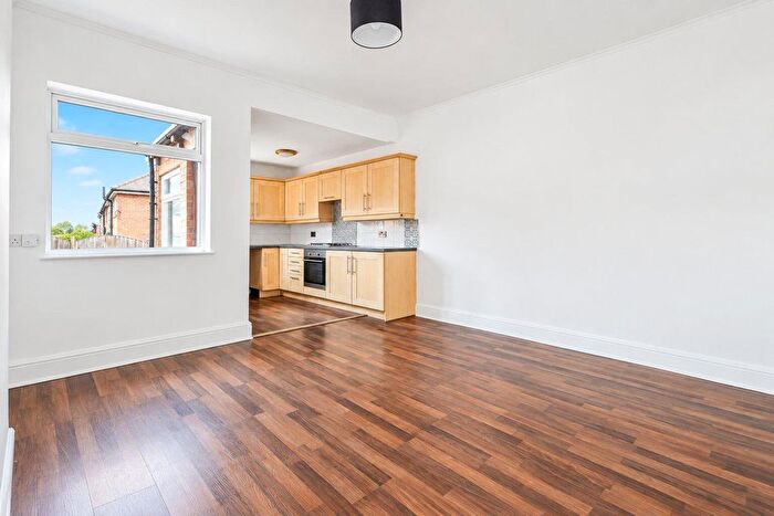 2 Bedroom Terraced House For Sale In Castleford Road, Normanton, WF6
