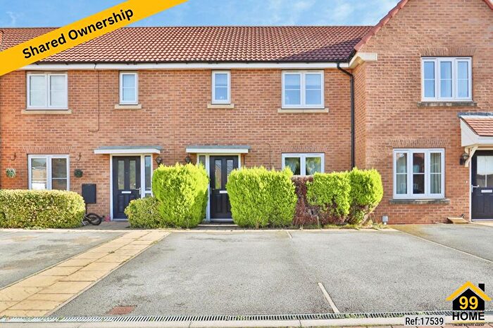 3 Bedroom Terraced House For Sale In Nursery Close, Leeds, LS25