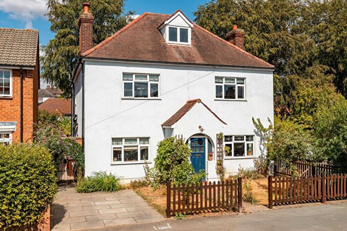 4 Bedroom Detached House For Sale In King Edwards Road, Ware, SG12