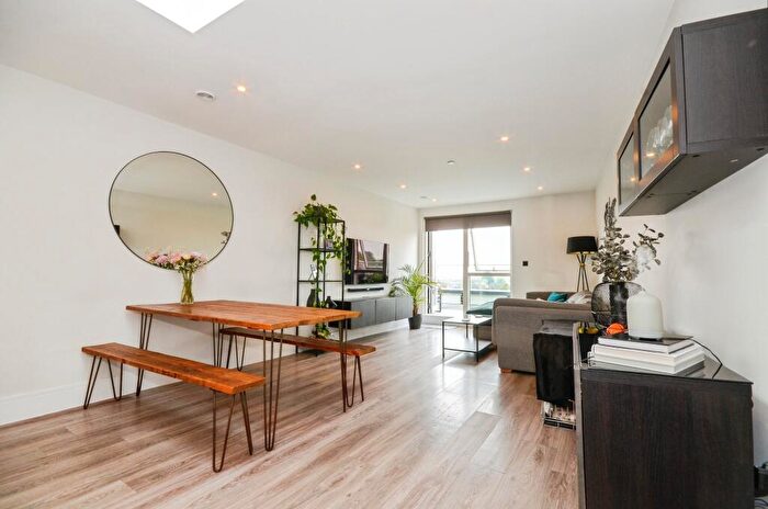 2 Bedroom Flat For Sale In Field End Road, Ruislip, HA4