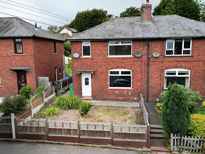 3 Bedroom Semi-Detached House For Sale In Lightburn Avenue, Littleborough, OL15