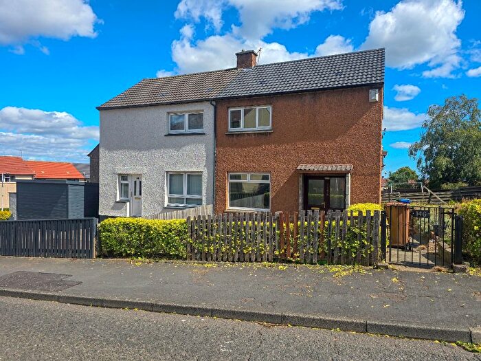 2 Bedroom Semi-Detached House To Rent In Dallas Drive, Kirkcaldy, KY2