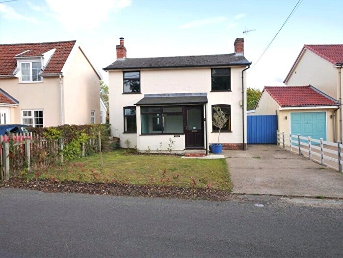 3 Bedroom Detached House For Sale In High Road, Witnesham, Ipswich, Suffolk, IP6