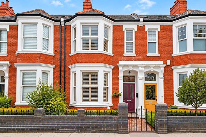 5 Bedroom Terraced House For Sale In Birchfield Road, Abington, Northampton, NN1