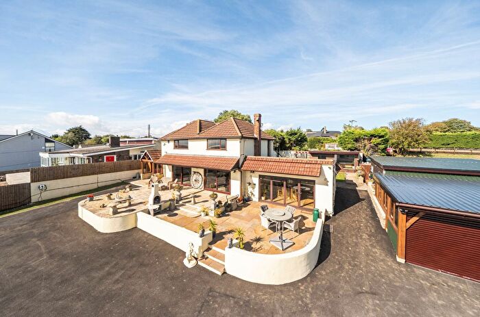 4 Bedroom Equestrian Property For Sale In Roman Road, Bleadon, Weston-Super-Mare, Somerset, BS24