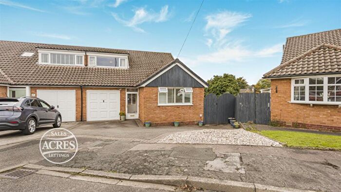 5 Bedroom Semi-Detached House For Sale In Mainwaring Drive, Four Oaks, Sutton Coldfield, B75