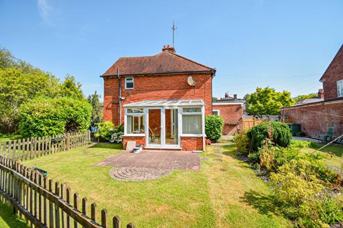3 Bedroom End Of Terrace House For Sale In Shaw Bridge, Kiln Road, Shaw, Newbury, RG14