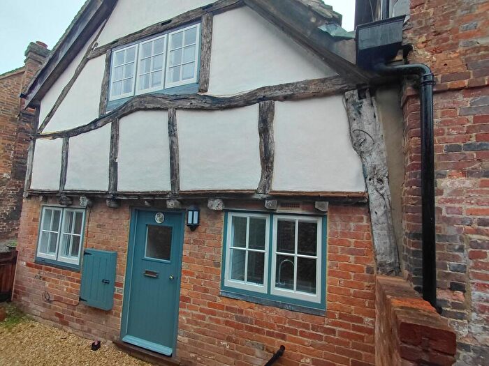 1 Bedroom Semi-Detached House To Rent In High Street, West Wycombe, Buckinghamshire, HP14