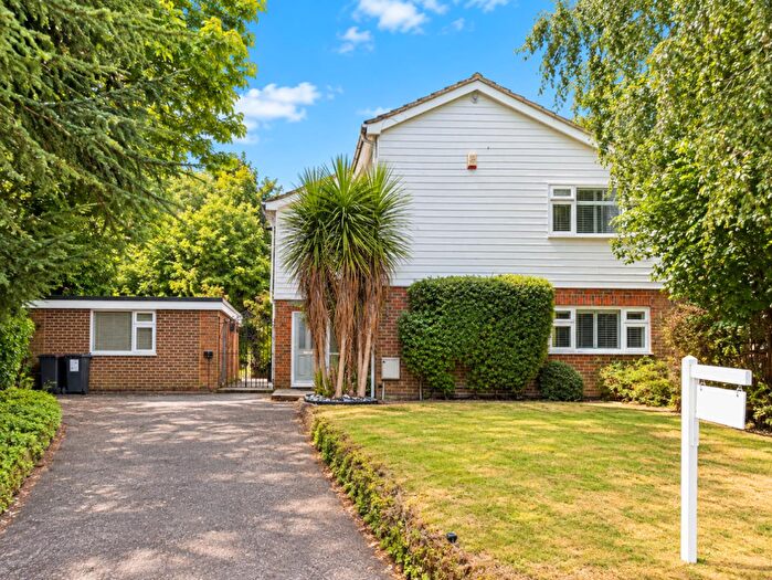 4 Bedroom Detached House For Sale In Taylors Lane, Trottiscliffe, West Malling, ME19