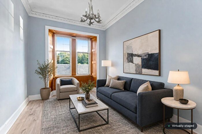 1 Bedroom Flat For Sale In / Craigcrook Place, Blackhall, Edinburgh, EH4
