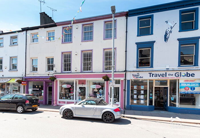 1 Bedroom Flat To Rent In King Street, Ulverston, LA12