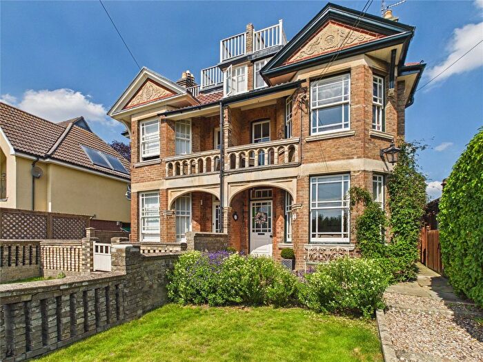 5 Bedroom Semi-Detached House For Sale In Melford Road, Sudbury, Suffolk, CO10