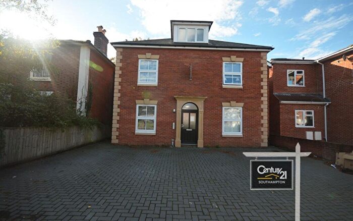 1 Bedroom Flat To Rent In |Ref: |, Waterloo Road, Southampton, SO15