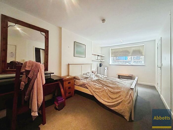 1 Bedroom Property To Rent In Thorpe Road, Norwich, NR1