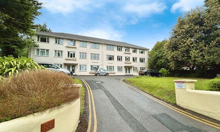 2 Bedroom Flat To Rent In Surrey Road, Gordon Court, BH4
