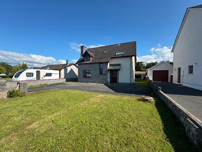 3 Bedroom Detached House For Sale In Henllan, Llandysul, SA44