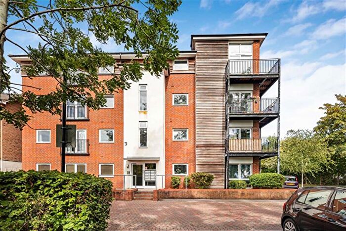 1 Bedroom Apartment To Rent In Caversham, Reading, RG4