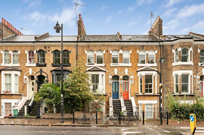 2 Bedroom Terraced House For Sale In Old Ford Road, London, E3