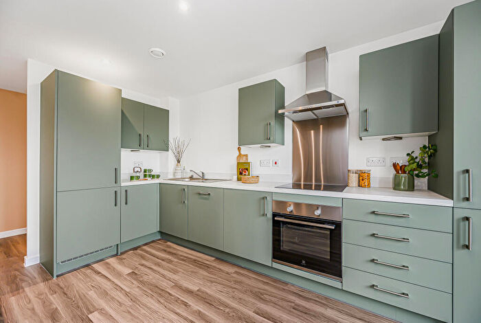 1 Bedroom Apartment For Sale In Springstead Village, Cambridge, Cambridgeshire, CB1