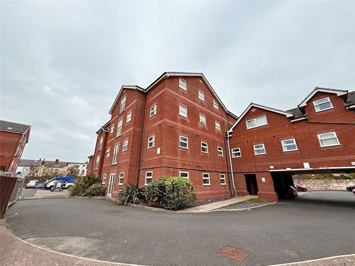 3 Bedroom Flat For Sale In Osborne Road, Blackpool, Lancashire, FY4