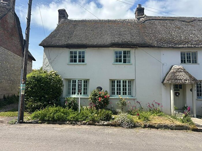 3 Bedroom Cottage For Sale In Higher Street, Okeford Fitzpaine, Blandford Forum, DT11