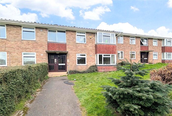 1 Bedroom Flat For Sale In Egmont Road, Poole, Dorset, BH16