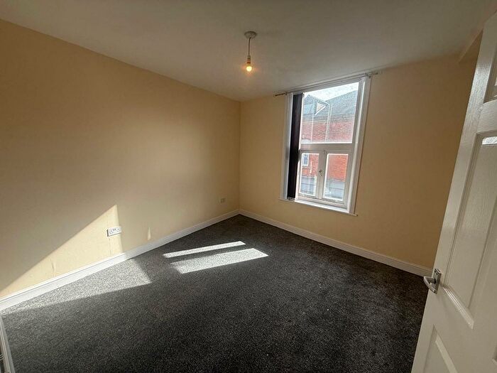 1 Bedroom Flat To Rent In Mill Lane, Blackburn, BB2