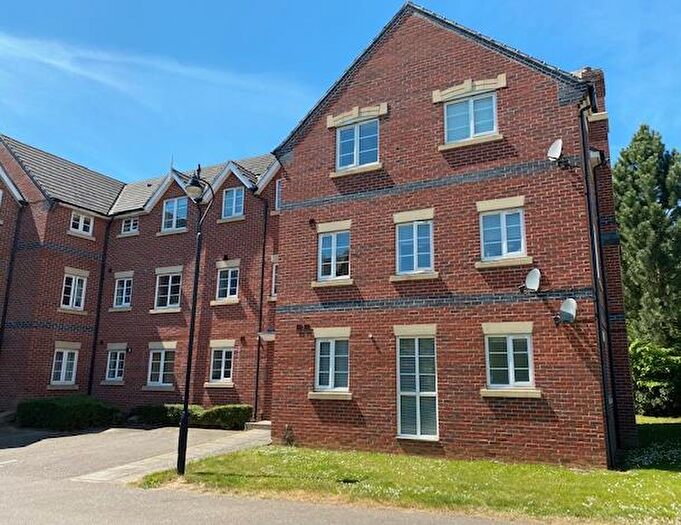2 Bedroom Flat To Rent In Bluebell Rise, Grange Park, Northampton, NN4