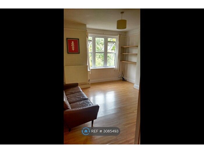 1 Bedroom Flat To Rent In Upper Fisher Row, Oxford, OX1