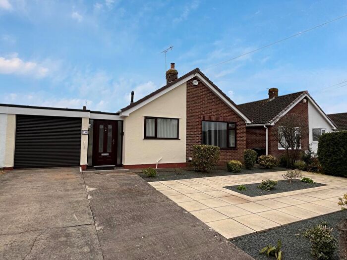 3 Bedroom Bungalow To Rent In Beechwood Road, North Somerset, BS48
