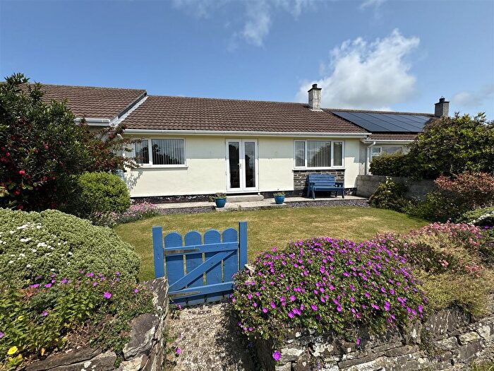 2 Bedroom Bungalow For Sale In Rose Meadows, Goonhavern, Truro, TR4